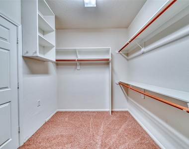 1308 Palermo Drive - Photo Thumbnail 30