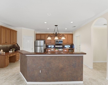 1308 Palermo Drive - Photo Thumbnail 10