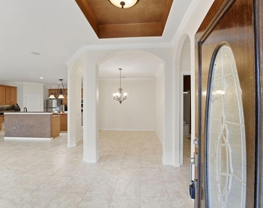 1308 Palermo Drive - Photo Thumbnail 3