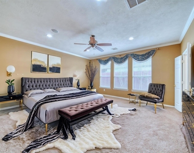 1308 Palermo Drive - Photo Thumbnail 7