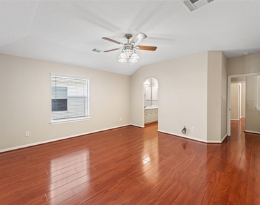 6518 Felicia Oaks Trail - Photo Thumbnail 33