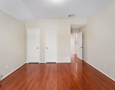 6518 Felicia Oaks Trail - Photo Thumbnail 36