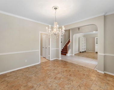 6518 Felicia Oaks Trail - Photo Thumbnail 7