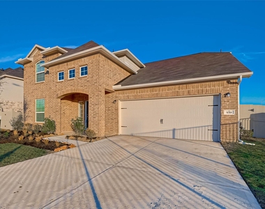 939 Summer Village Way - Photo Thumbnail 4