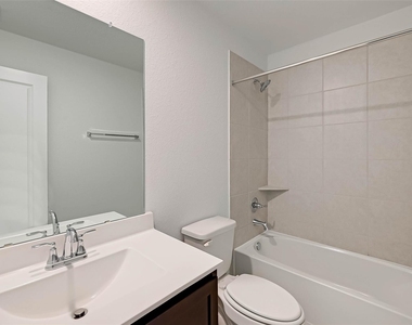 939 Summer Village Way - Photo Thumbnail 25