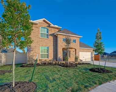 939 Summer Village Way - Photo Thumbnail 1