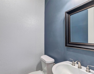5014 Schuler Street - Photo Thumbnail 11