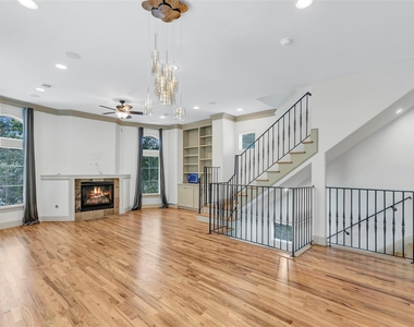 5014 Schuler Street - Photo Thumbnail 13