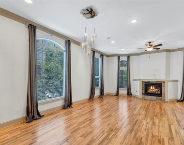 5014 Schuler Street - Photo Thumbnail 12