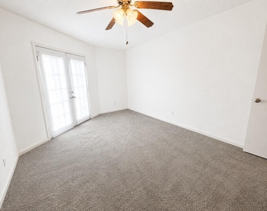1014 Graham Street - Photo Thumbnail 9