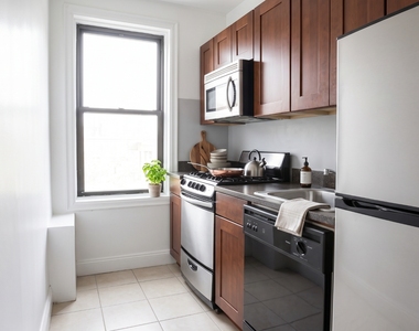 55 Cooper Street - Photo Thumbnail 2