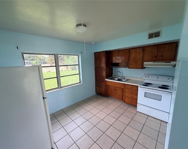 5227 Tangerine Drive - Photo Thumbnail 3
