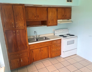 5227 Tangerine Drive - Photo Thumbnail 5