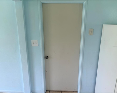 5227 Tangerine Drive - Photo Thumbnail 6