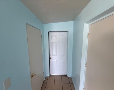 5227 Tangerine Drive - Photo Thumbnail 8