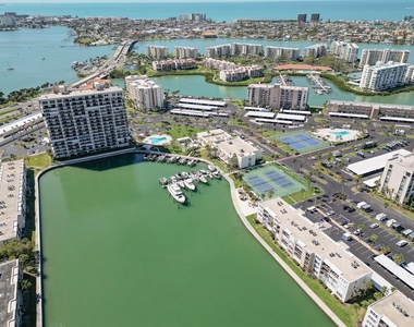 7625 Sun Island Drive S - Photo Thumbnail 37