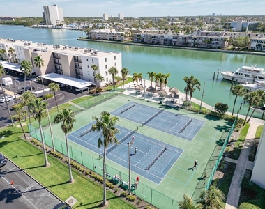 7625 Sun Island Drive S - Photo Thumbnail 42