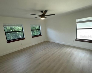 6315 S Richard Avenue - Photo Thumbnail 23