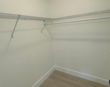 6315 S Richard Avenue - Photo Thumbnail 24