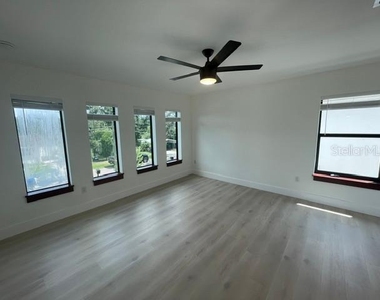 6315 S Richard Avenue - Photo Thumbnail 18
