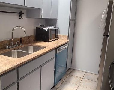 4411 Shady Terrace Lane - Photo Thumbnail 2