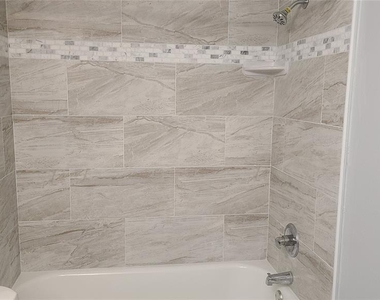 4411 Shady Terrace Lane - Photo Thumbnail 5
