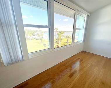 1819 Shore Drive S - Photo Thumbnail 6
