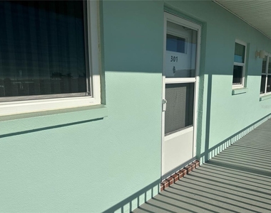 1819 Shore Drive S - Photo Thumbnail 16