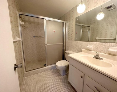 1819 Shore Drive S - Photo Thumbnail 12