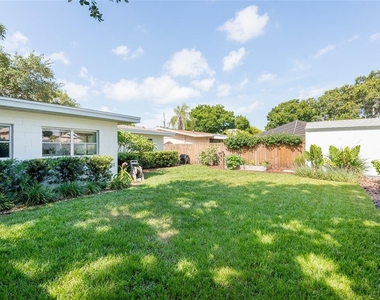 4831 W Bay Court Avenue - Photo Thumbnail 17