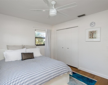 4831 W Bay Court Avenue - Photo Thumbnail 15