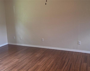 22011 Darley Place - Photo Thumbnail 26