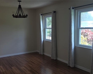 22011 Darley Place - Photo Thumbnail 13