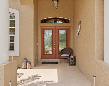 8914 30th Street E - Photo Thumbnail 2