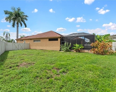 8914 30th Street E - Photo Thumbnail 64