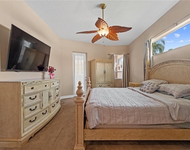 8914 30th Street E - Photo Thumbnail 20