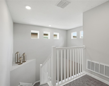 2633 Sunny Pebble Loop - Photo Thumbnail 11