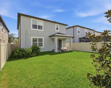 2633 Sunny Pebble Loop - Photo Thumbnail 20