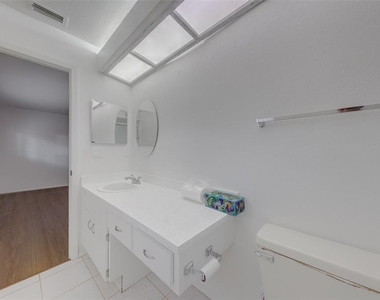 2460 Northside Drive - Photo Thumbnail 34