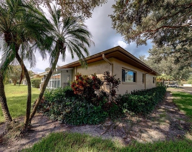 2460 Northside Drive - Photo Thumbnail 5