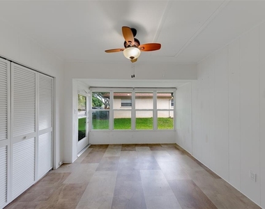 2460 Northside Drive - Photo Thumbnail 25