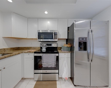 2460 Northside Drive - Photo Thumbnail 20