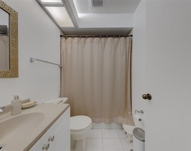 2460 Northside Drive - Photo Thumbnail 16