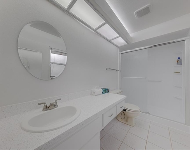2460 Northside Drive - Photo Thumbnail 32