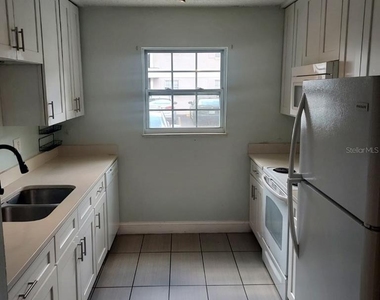 14472 Reuter Strasse Circle - Photo Thumbnail 3