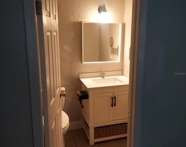 14472 Reuter Strasse Circle - Photo Thumbnail 9