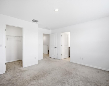 2365 Paravane Way - Photo Thumbnail 12