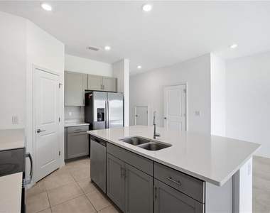 2365 Paravane Way - Photo Thumbnail 5