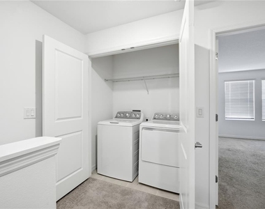 2365 Paravane Way - Photo Thumbnail 17