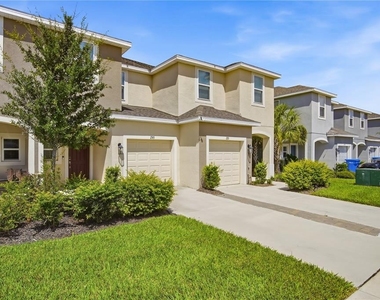 2365 Paravane Way - Photo Thumbnail 2